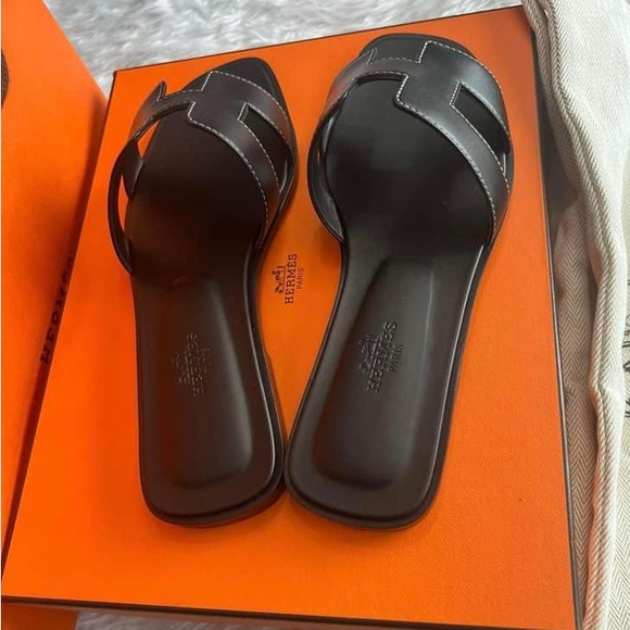 Hermes sandals ❌❌❌SOLD❌❌❌ - Picture 3 of 3